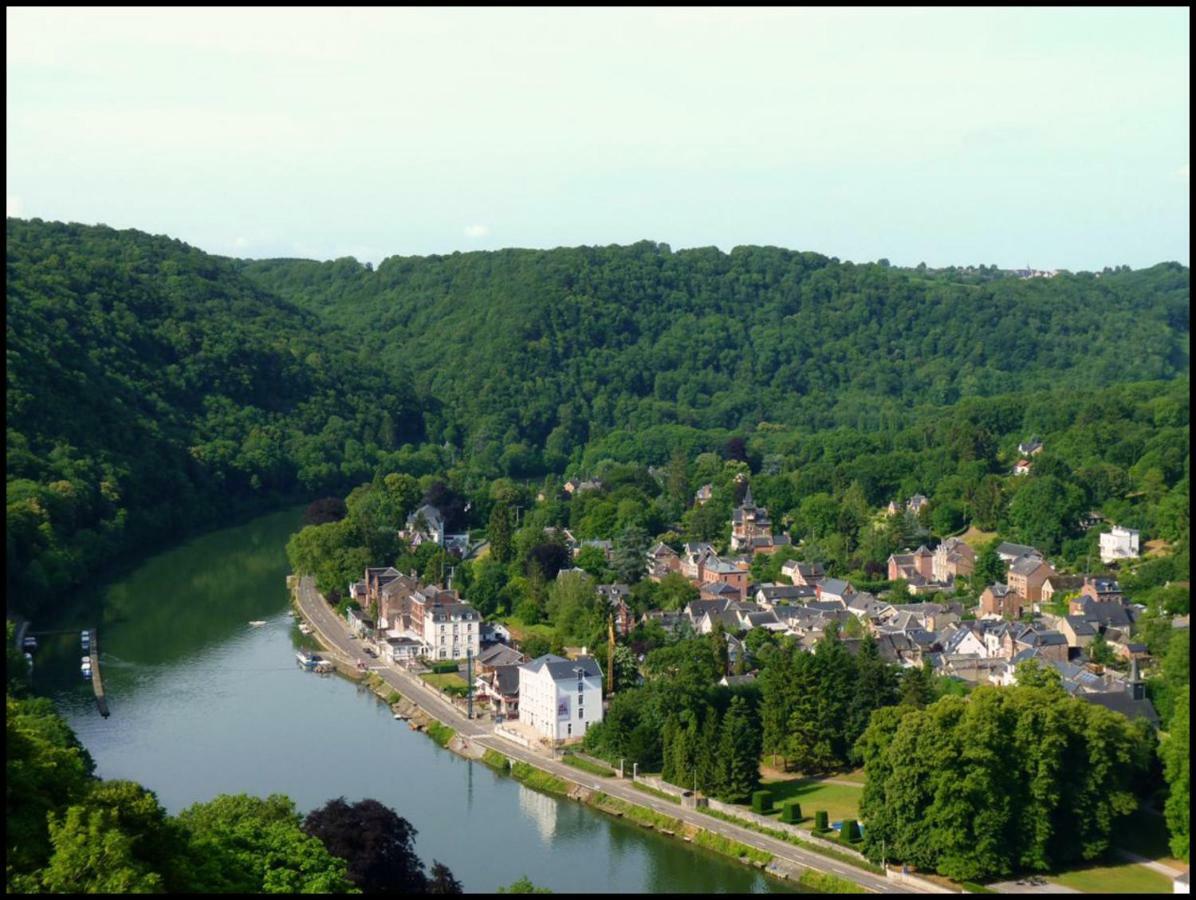 Een Thuis In De Condroz Waulsort Esterno foto